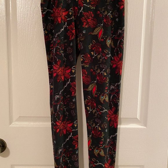 EUC LuLaRoe Black with Flowers Leggings OS - Picture 2 of 4